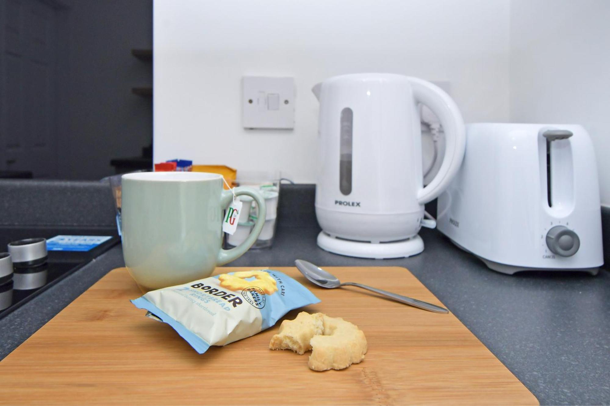Sapphire Apartments By Yourstays - Luxury 2 Bedroom Apartments In Crewe Esterno foto
