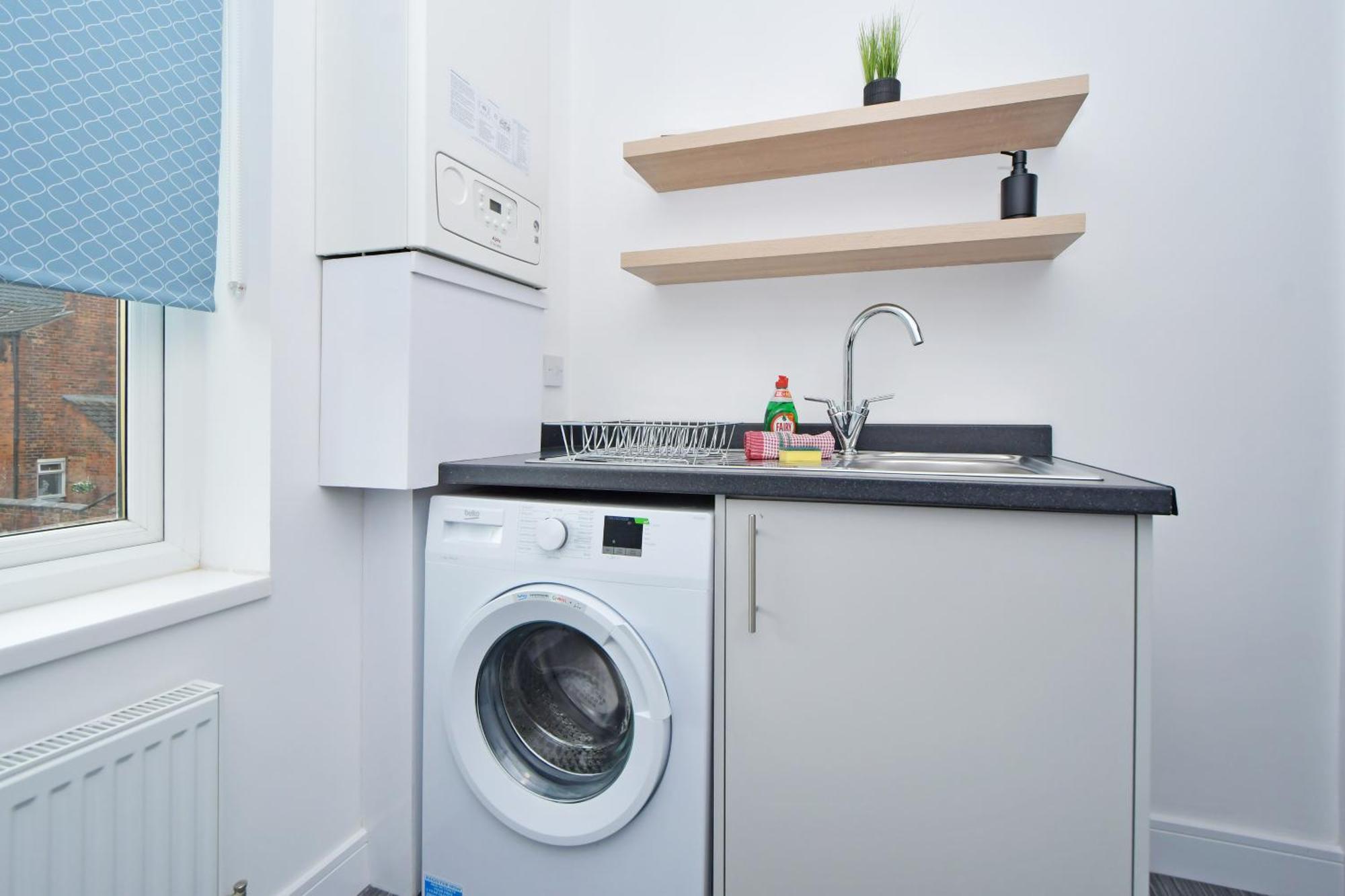 Sapphire Apartments By Yourstays - Luxury 2 Bedroom Apartments In Crewe Esterno foto