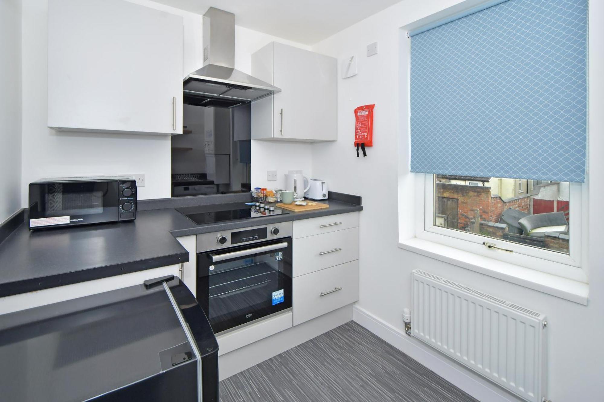 Sapphire Apartments By Yourstays - Luxury 2 Bedroom Apartments In Crewe Esterno foto