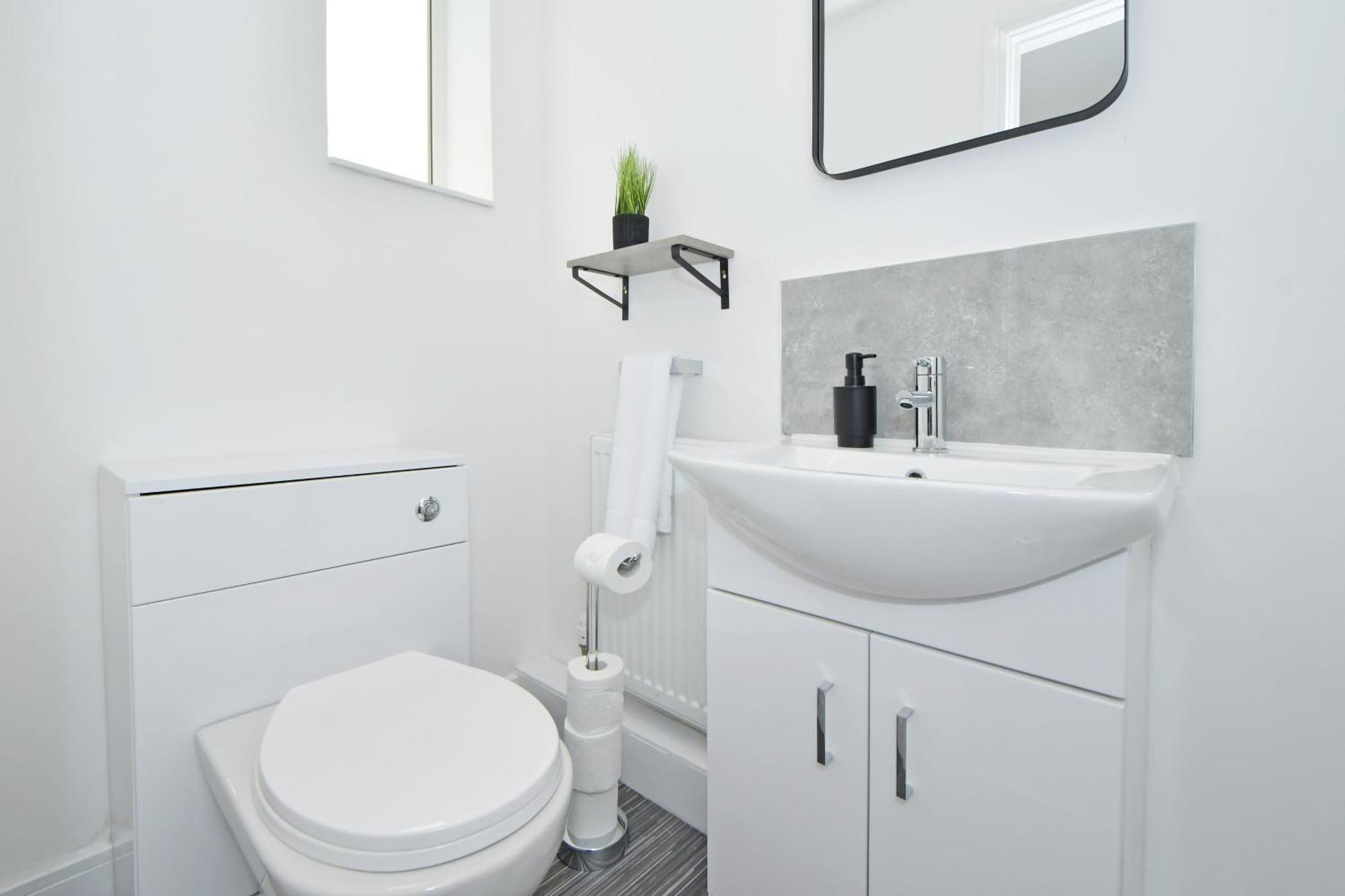 Sapphire Apartments By Yourstays - Luxury 2 Bedroom Apartments In Crewe Esterno foto