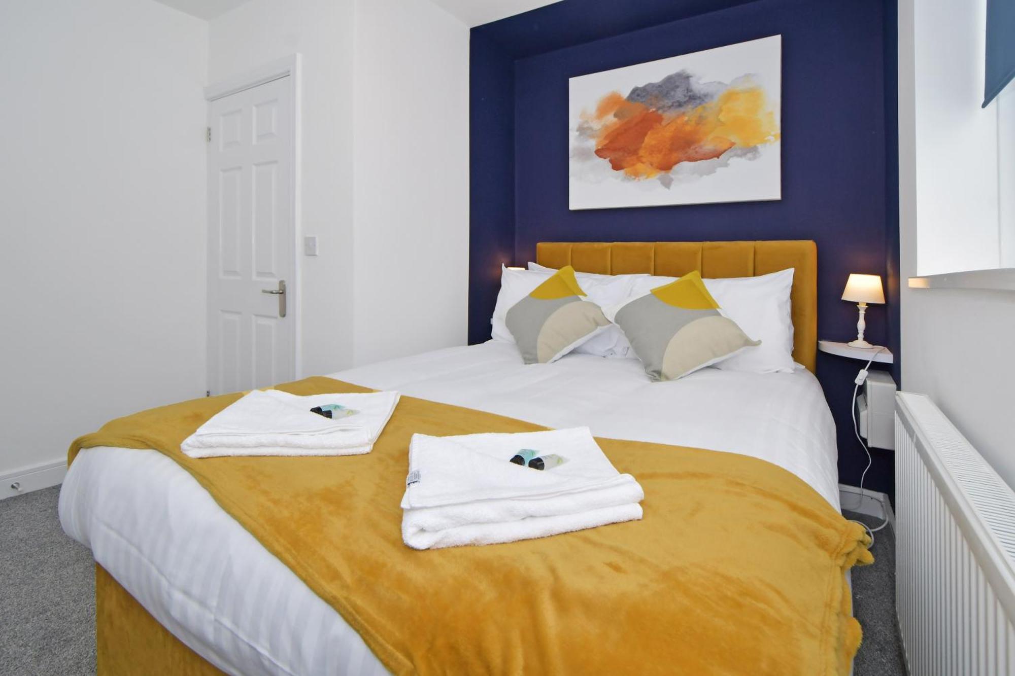 Sapphire Apartments By Yourstays - Luxury 2 Bedroom Apartments In Crewe Esterno foto