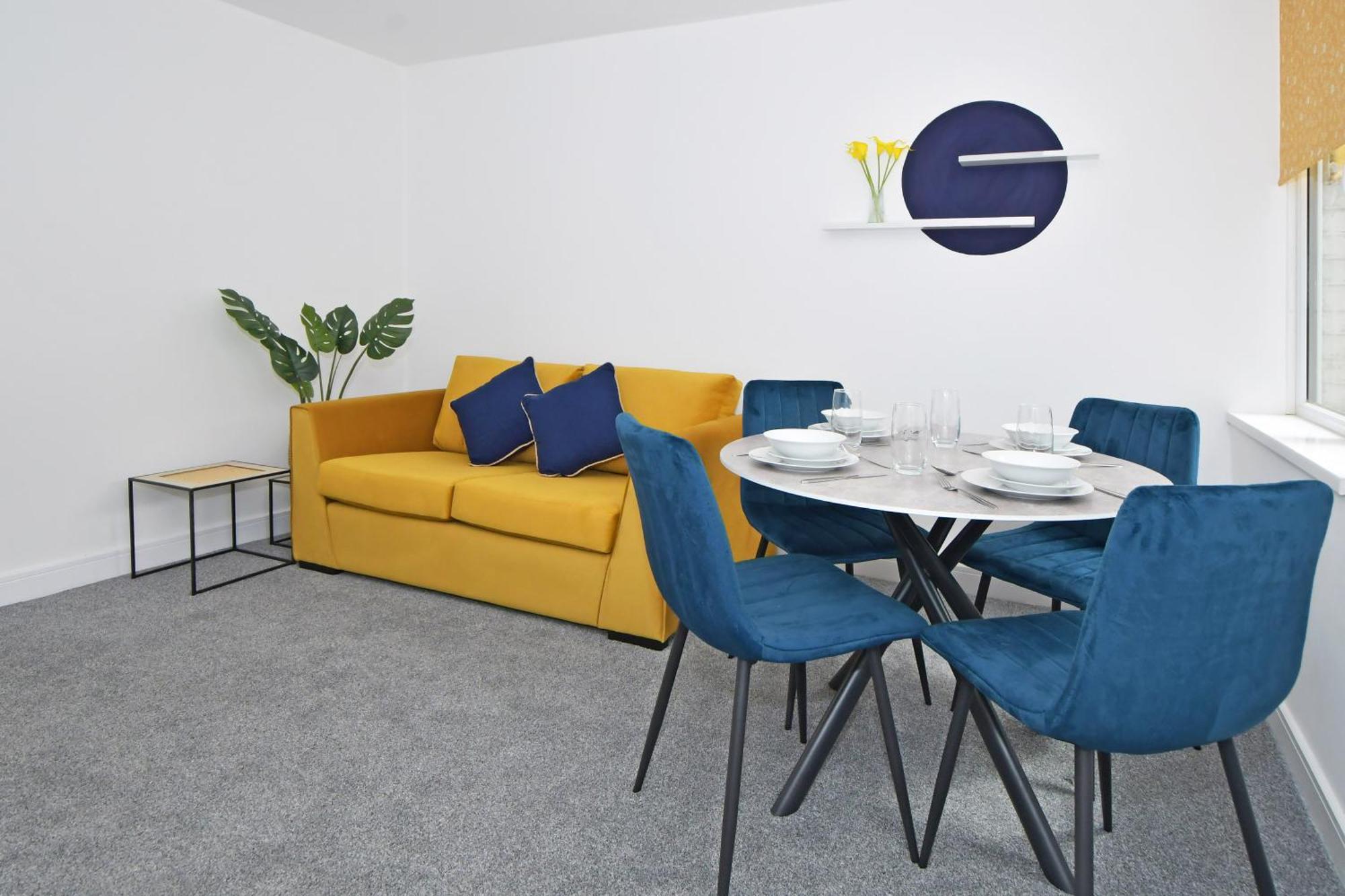 Sapphire Apartments By Yourstays - Luxury 2 Bedroom Apartments In Crewe Esterno foto